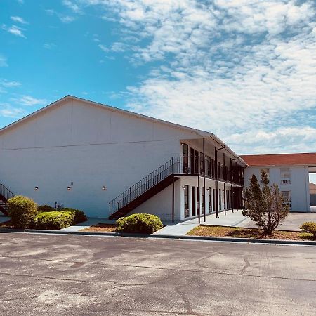 Econo Lodge Crystal Coast Morehead City Extérieur photo